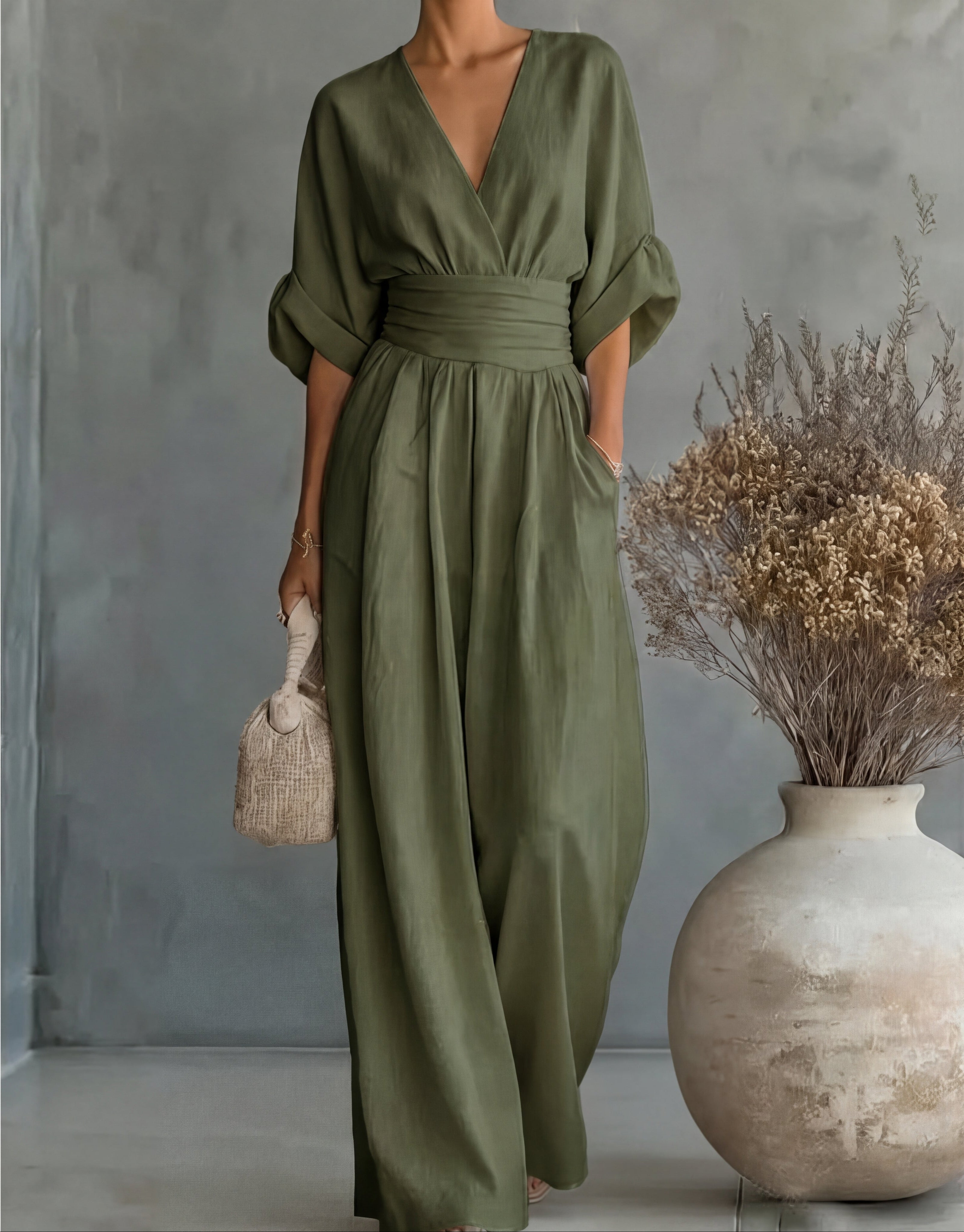 Elena – Un mono elegante y de corte fluido