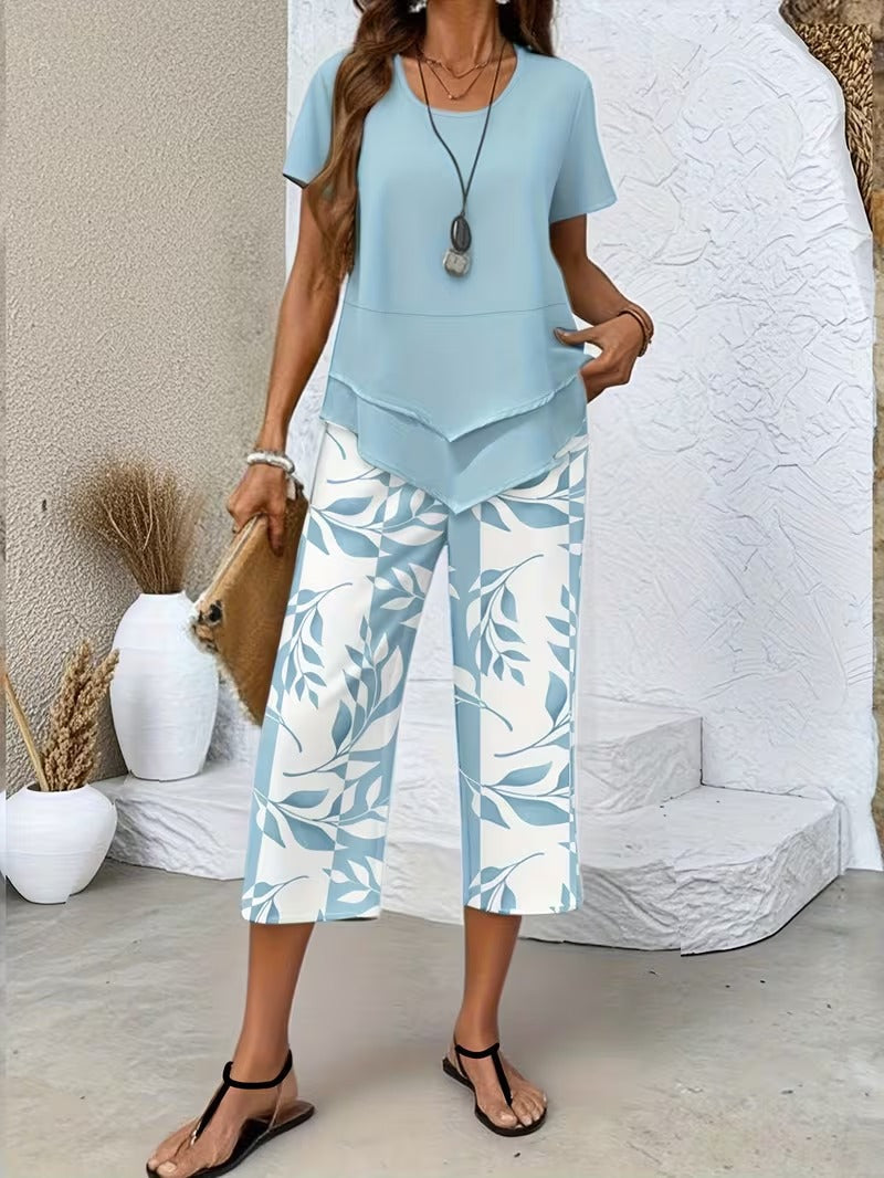 Avy | Conjunto informal de dos piezas con estampado de hojas